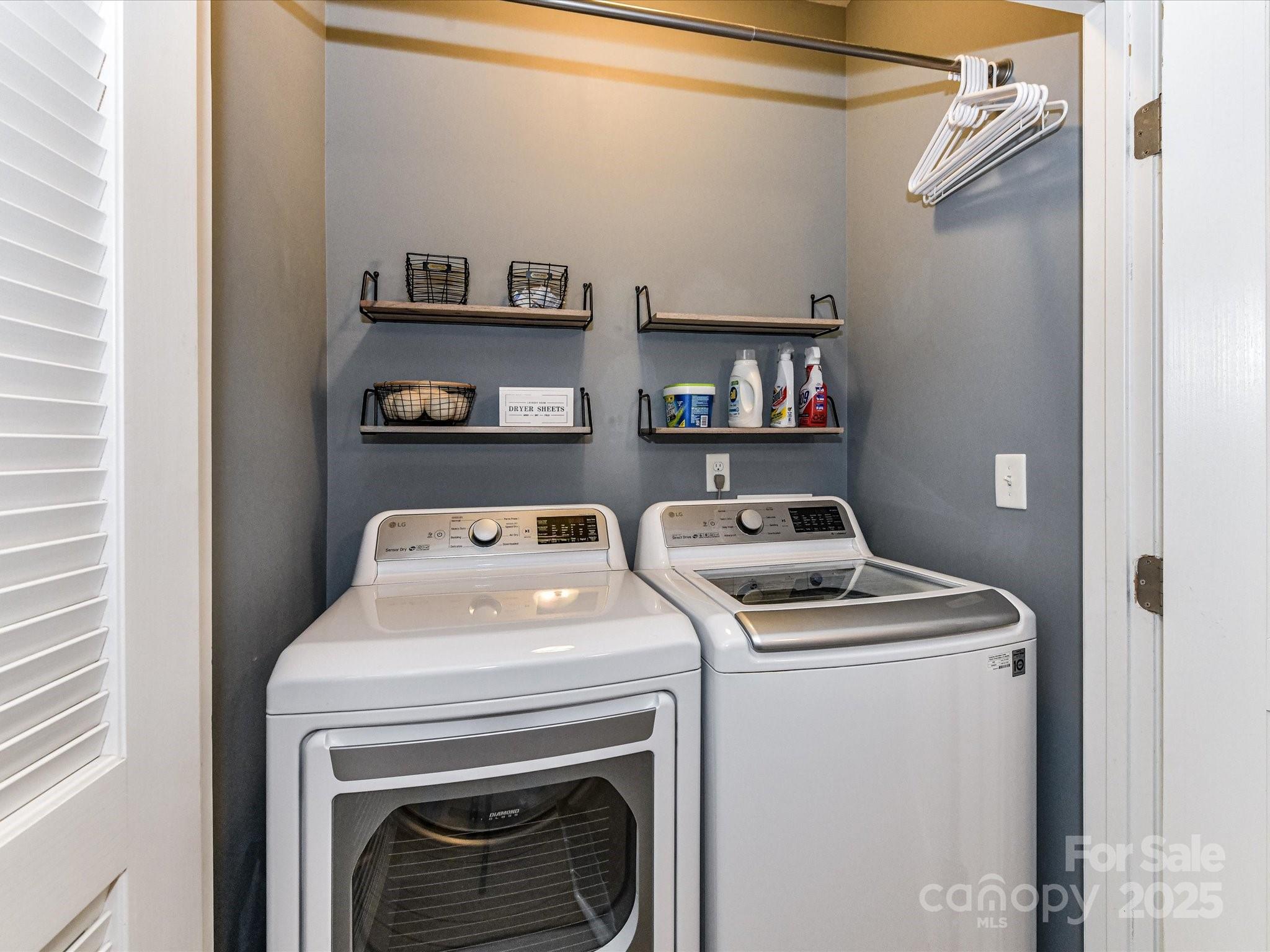 756 Naramore Street Davidson, NC 28036 - Photo 43 of 46 a utility room with dryer and washer