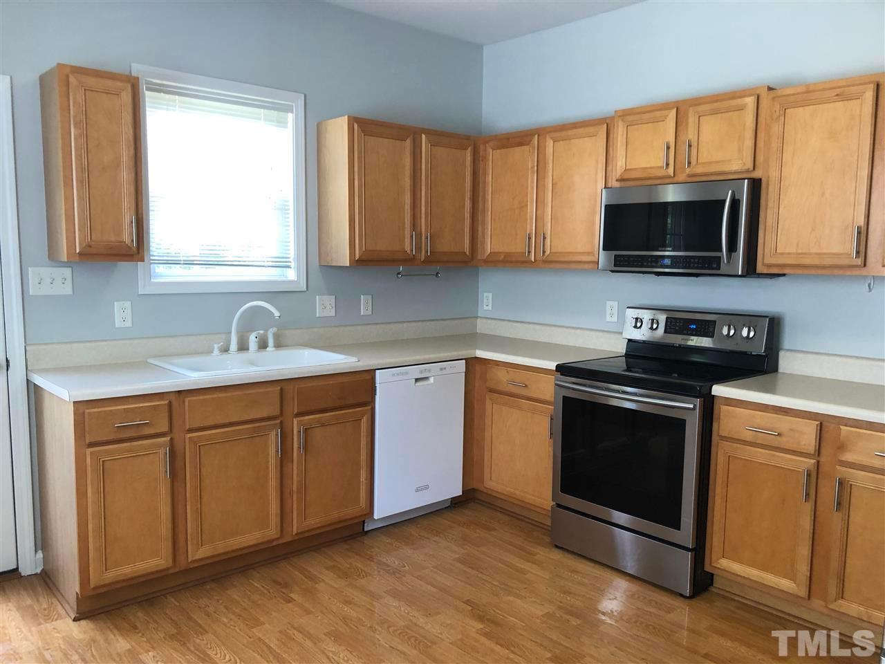 220 Marsh Avenue Raleigh, NC 27606 - Photo 6 of 12 Photo #6