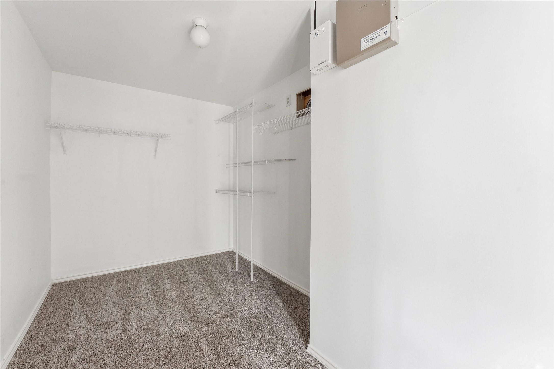 1507 Sutton Street Houston, TX 77006 - Photo 19 of 31