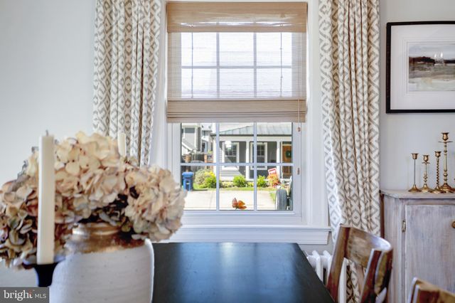 $1,150,000 | 219 East Howell Avenue, Alexandria, VA 22301