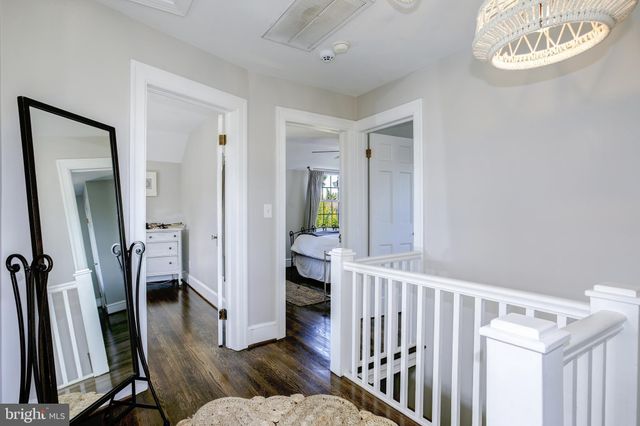 $1,150,000 | 219 East Howell Avenue, Alexandria, VA 22301