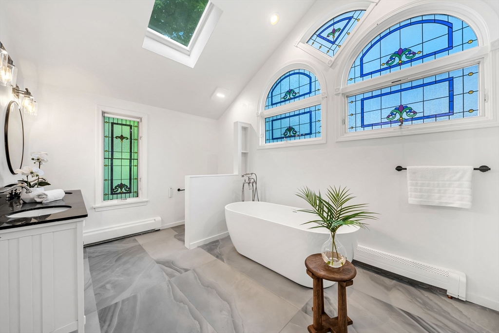 31 Alba Road Wellesley, MA 02481 - Photo 18 of 32