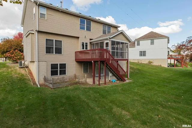 $3,250 | 4005 Raleigh Avenue, Bettendorf, IA 52722