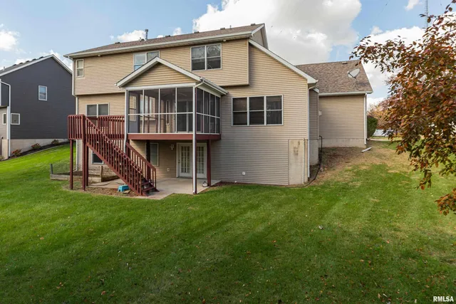 $3,250 | 4005 Raleigh Avenue, Bettendorf, IA 52722