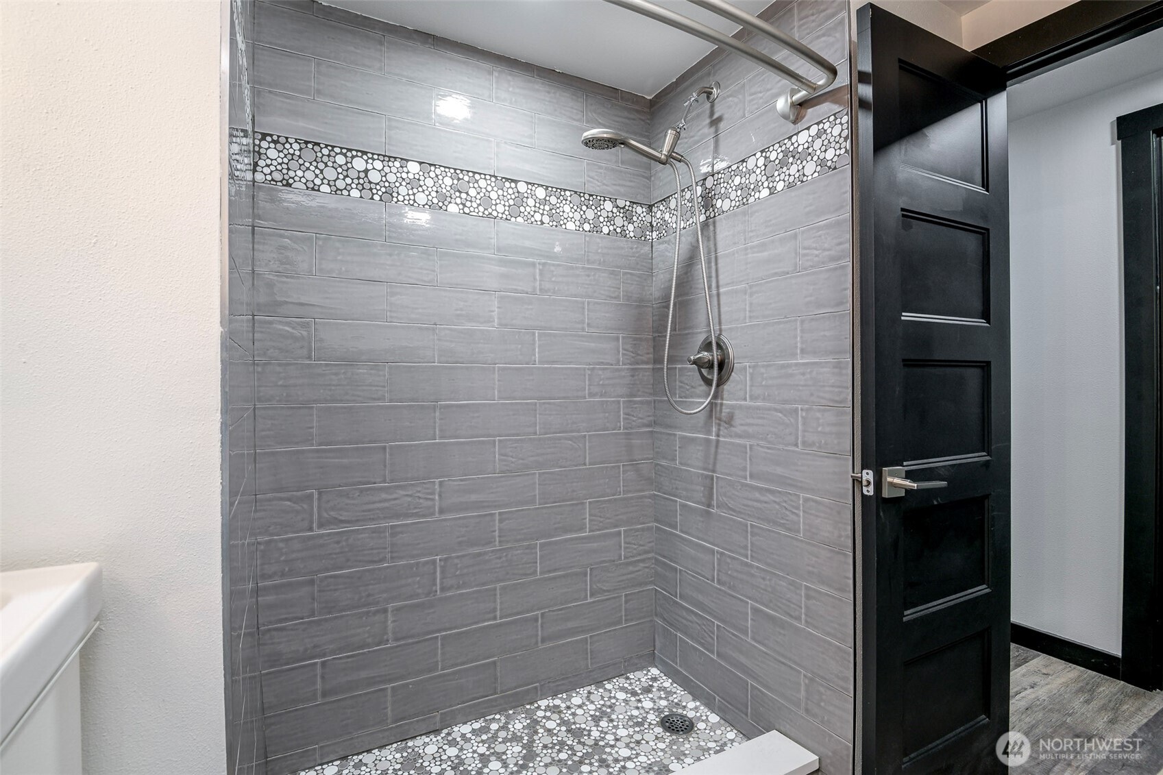 201 Union Avenue Southeast, Unit 155 Renton, WA 98059 - Photo 7 of 23 Gallery Image 7