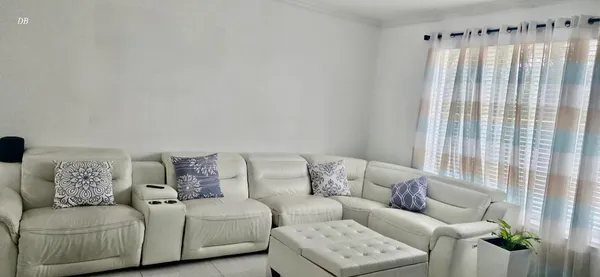 $9,000 | 400 Southwest 15th Drive, Boca Raton, FL 33432