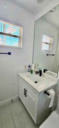 $10,000 | 400 Southwest 15th Drive, Boca Raton, FL 33432