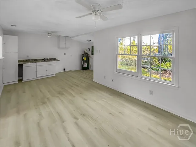 $1,700 | 1518 Heron Street, Savannah, GA 31415