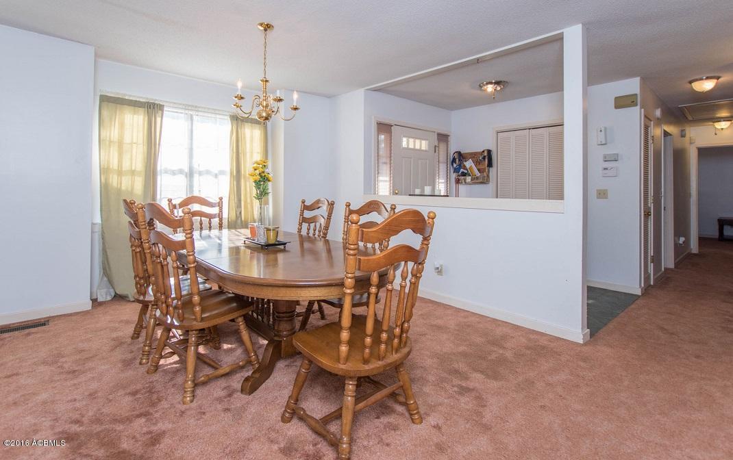801 State Rd S-7-409 Beaufort, SC 29902 - Photo 8 of 24 Formal dining room