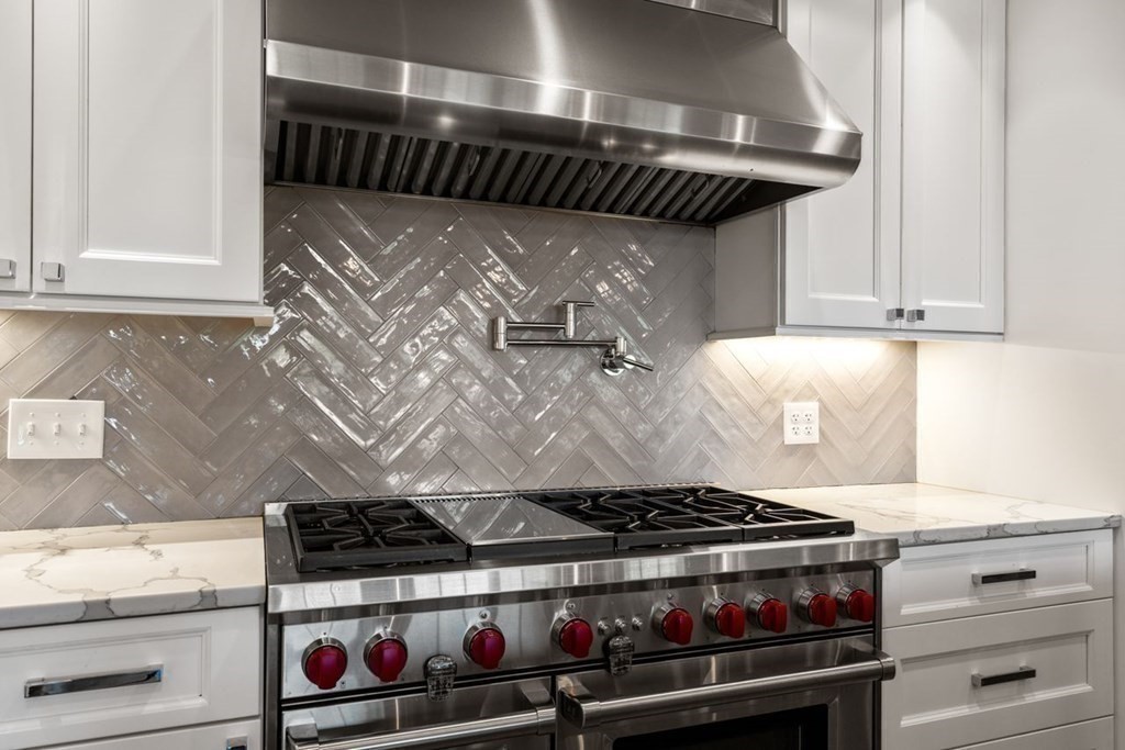 35 Farragut Road, Unit B Boston, MA 02127 - Photo 7 of 23 Gallery Image 7