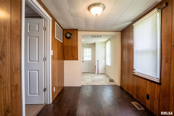 $52,900 | 210 Orchard Street, Zeigler, IL 62999