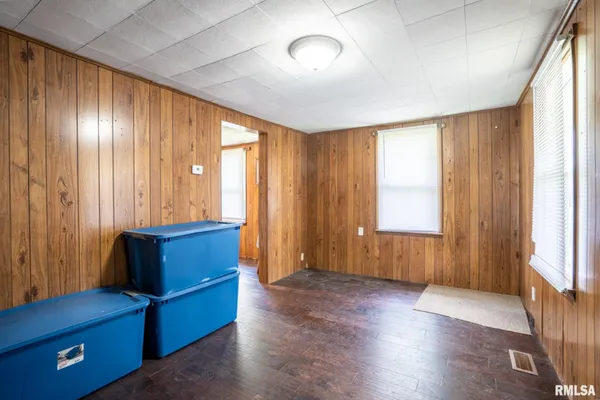 $52,900 | 210 Orchard Street, Zeigler, IL 62999