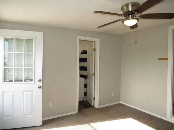 $1,800 | 4647 Bonnie Brae Street, Denton, TX 76226