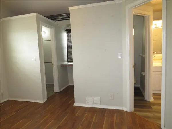 $1,800 | 4647 Bonnie Brae Street, Denton, TX 76226