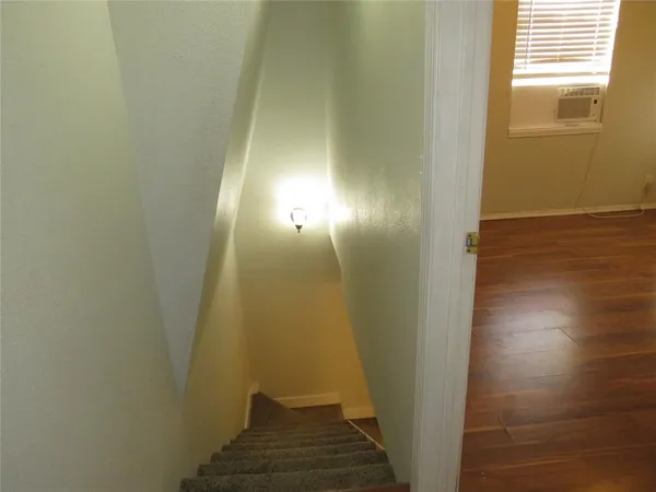 $1,800 | 4647 Bonnie Brae Street, Denton, TX 76226