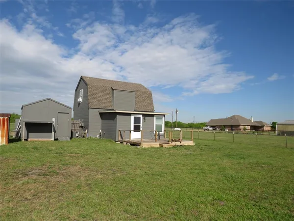 $1,800 | 4647 Bonnie Brae Street, Denton, TX 76226