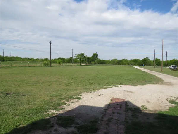 $1,800 | 4647 Bonnie Brae Street, Denton, TX 76226
