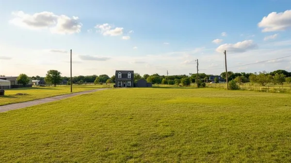 $1,800 | 4647 Bonnie Brae Street, Denton, TX 76226