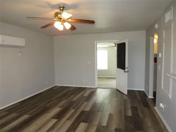 $1,800 | 4647 Bonnie Brae Street, Denton, TX 76226