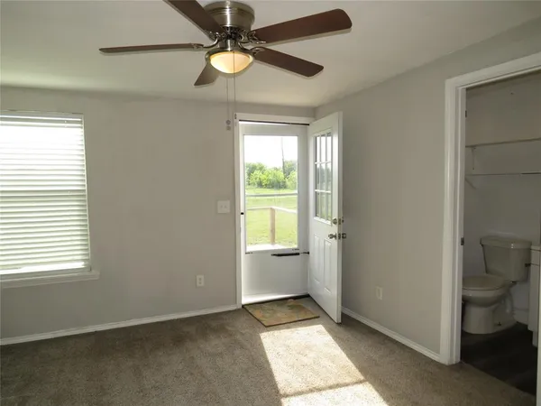 $1,800 | 4647 Bonnie Brae Street, Denton, TX 76226