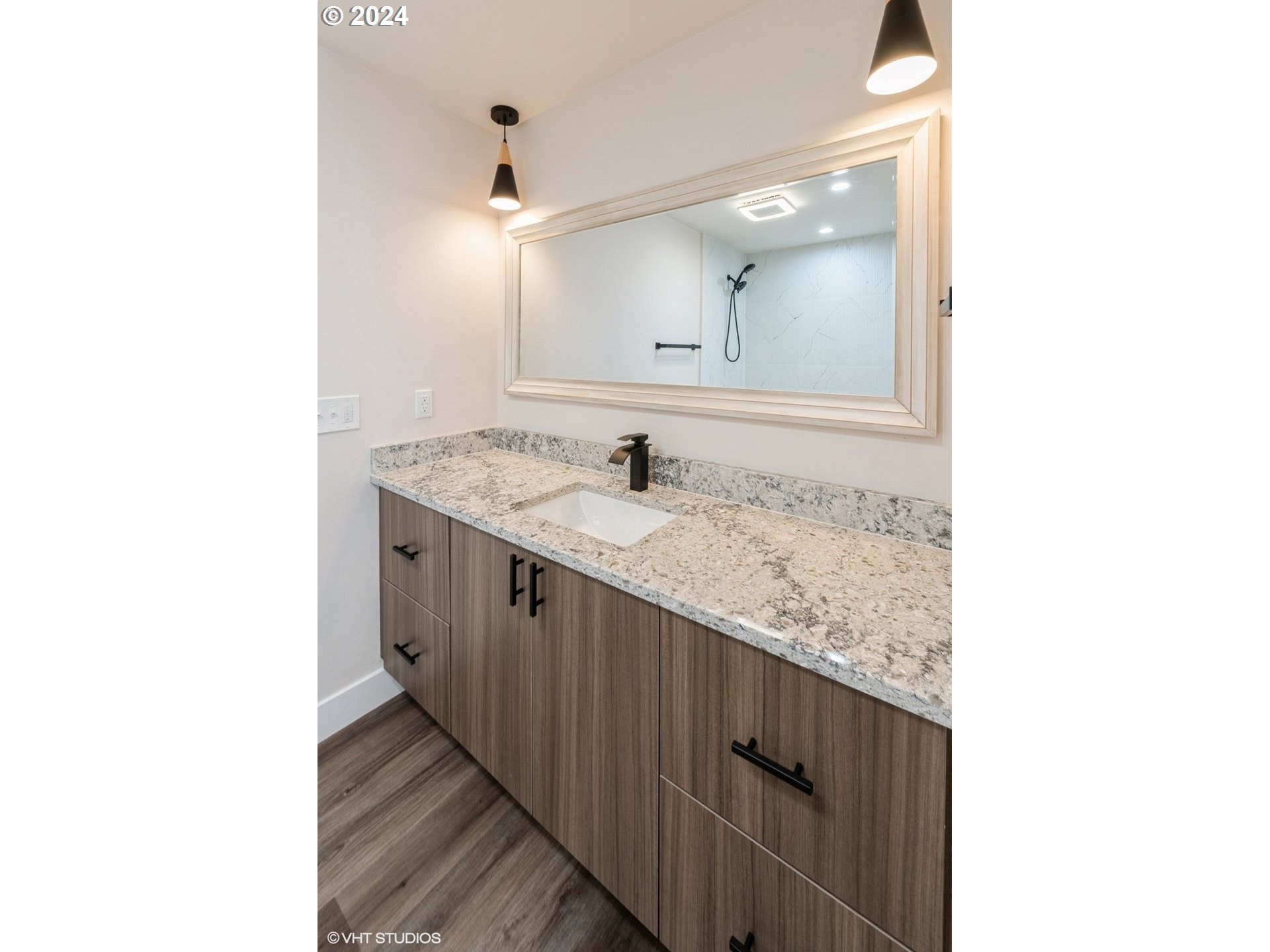 1830 Northwest Riverscape Street, Unit 105 Portland, OR 97209 - Photo 7 of 15 Gallery Image 7