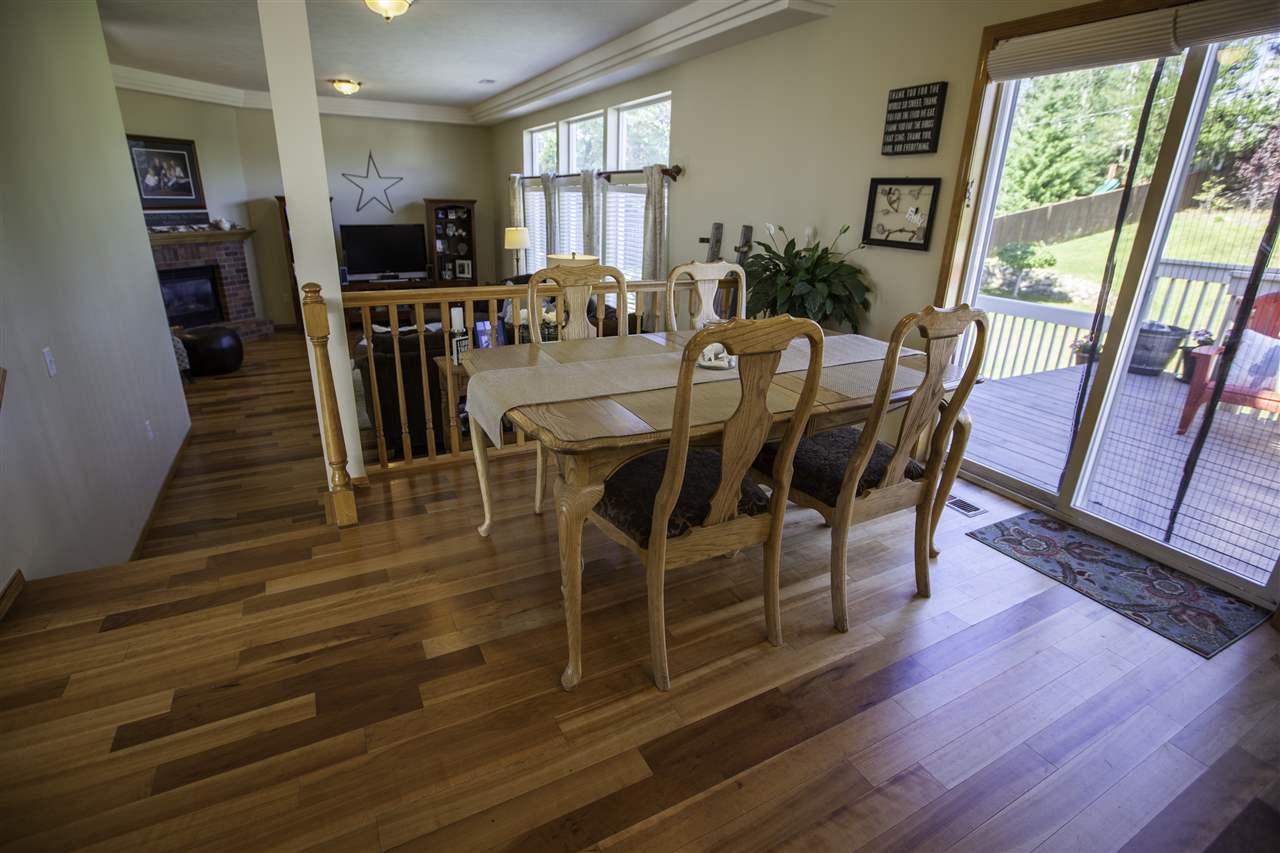 17410 North Edgecrest Road Colbert, WA 99005 - Photo 5 of 20
