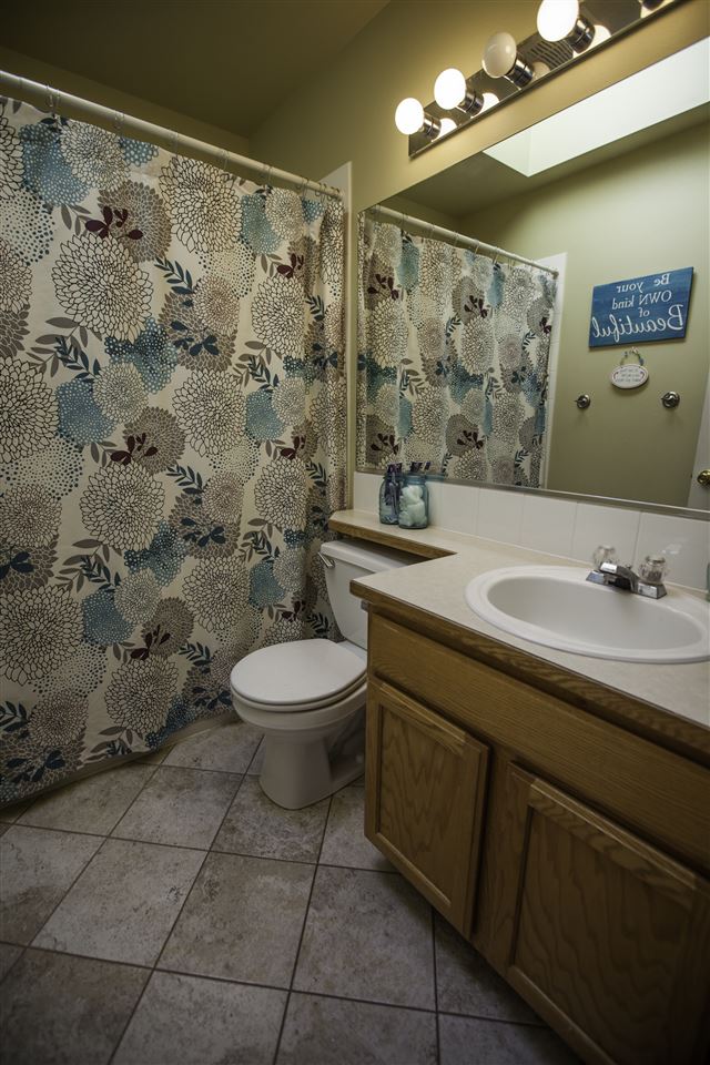 17410 North Edgecrest Road Colbert, WA 99005 - Photo 10 of 20