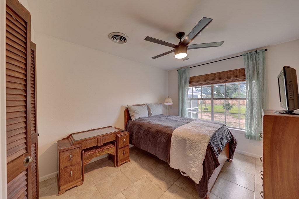 2000 Enfield Road Alpine, TX 79830 - Photo 20 of 27 Gallery Image 20