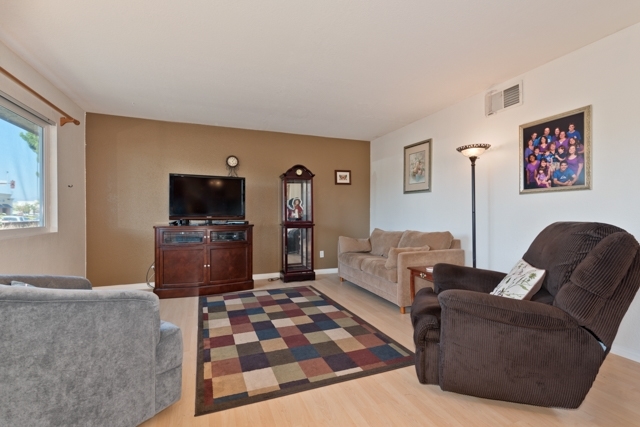 9837 Mission Gorge Road, Unit 1 Santee, CA 92071 - Photo 4 of 18