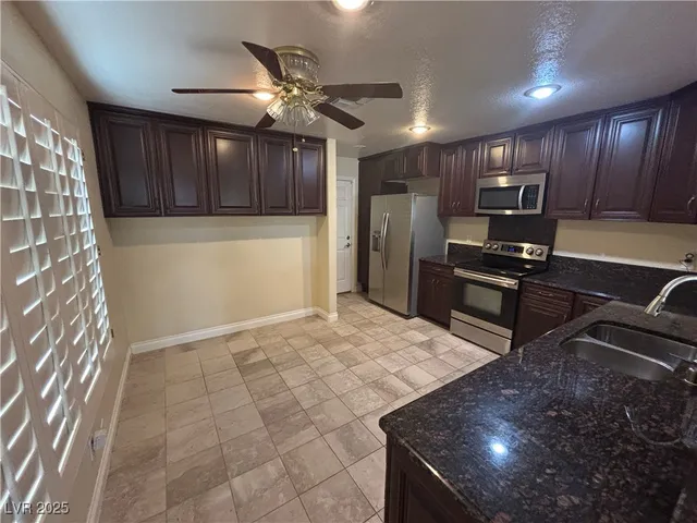 $2,650 | 7024 Bright Springs Court, Las Vegas, NV 89113