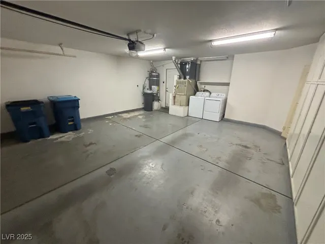 $2,650 | 7024 Bright Springs Court, Las Vegas, NV 89113