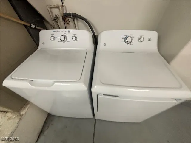 $2,650 | 7024 Bright Springs Court, Las Vegas, NV 89113