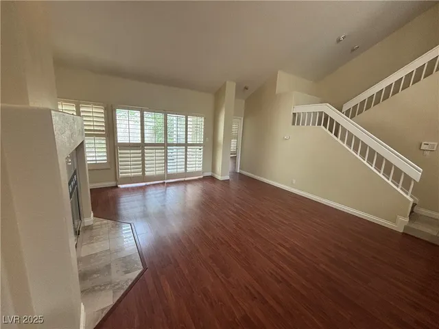 $2,650 | 7024 Bright Springs Court, Las Vegas, NV 89113