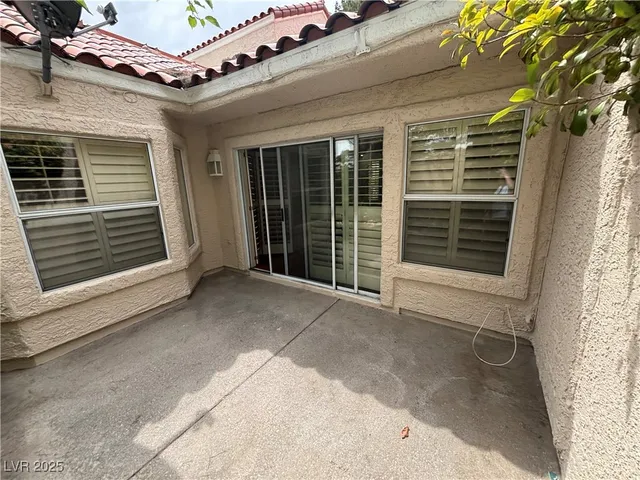 $2,650 | 7024 Bright Springs Court, Las Vegas, NV 89113