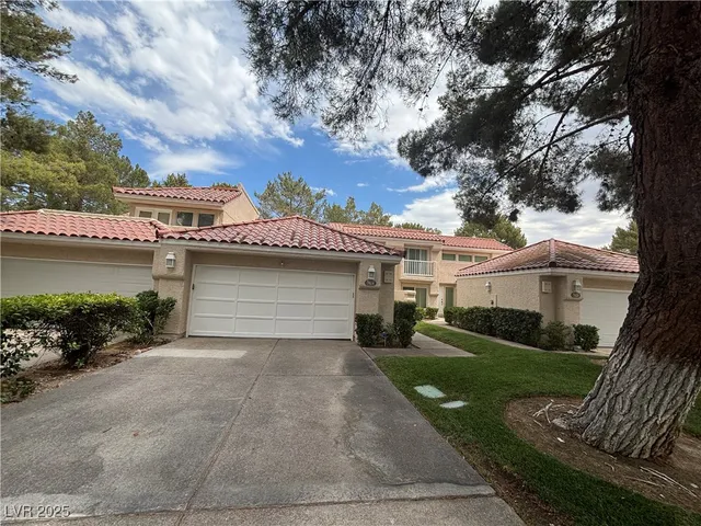 $2,650 | 7024 Bright Springs Court, Las Vegas, NV 89113