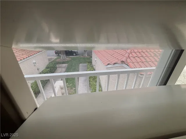 $2,650 | 7024 Bright Springs Court, Las Vegas, NV 89113