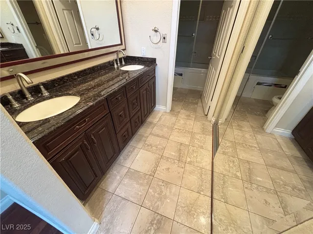 $2,650 | 7024 Bright Springs Court, Las Vegas, NV 89113