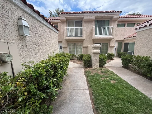 $2,650 | 7024 Bright Springs Court, Las Vegas, NV 89113