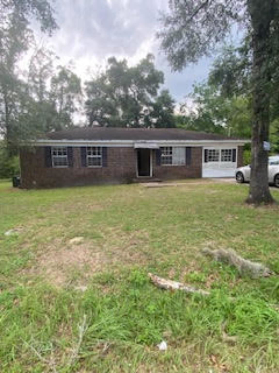 814 Annawood Drive, Tallahassee, FL 32305 Compass