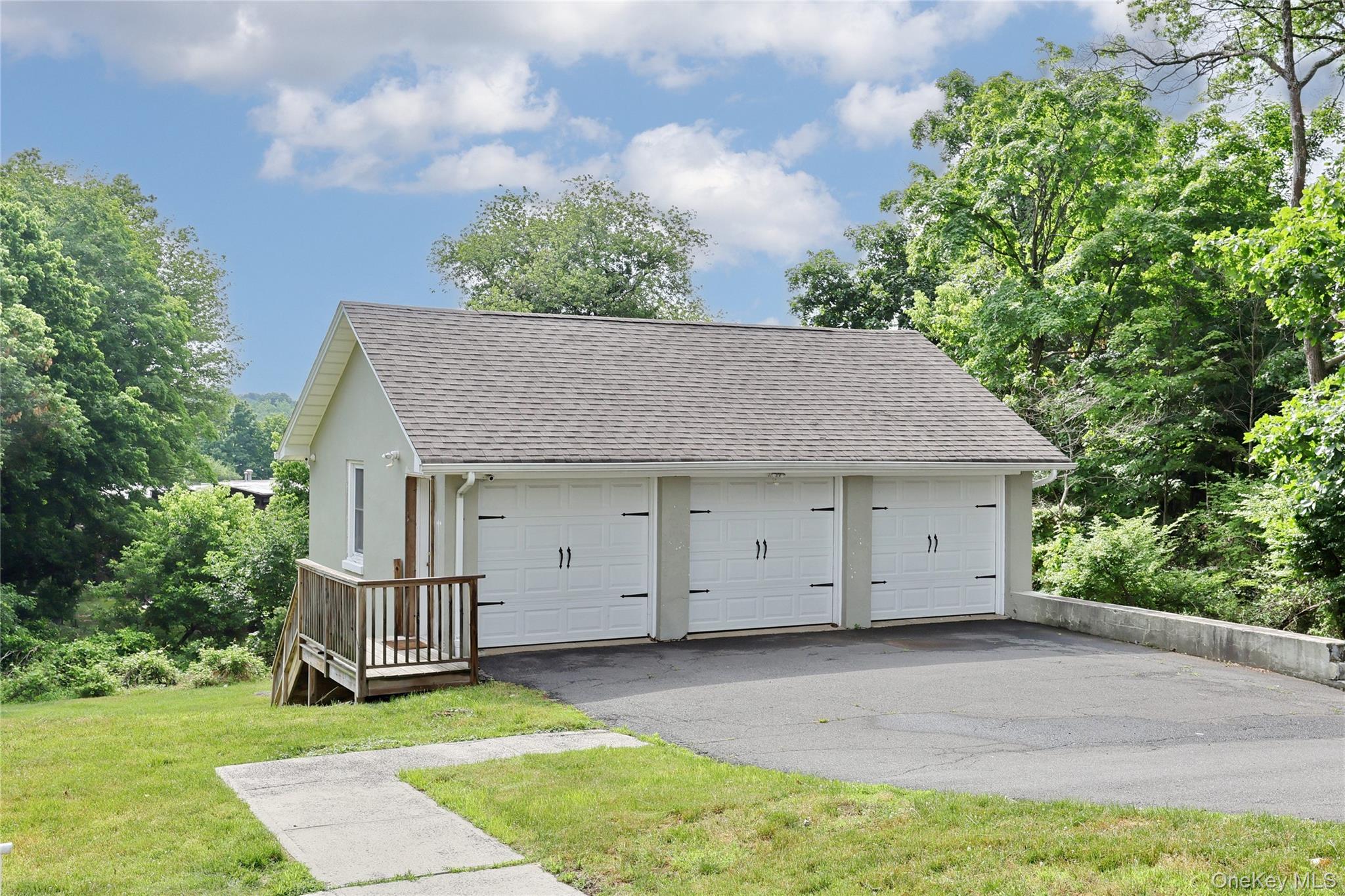 254 North Main Street New City, NY 10956 - Photo 25 of 37