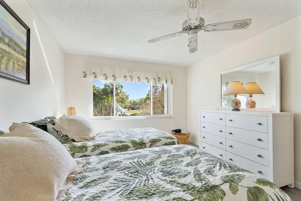 $245,000 | 175 Southeast St Lucie Boulevard, Unit E156, Stuart, FL 34996