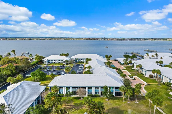 $245,000 | 175 Southeast St Lucie Boulevard, Unit E156, Stuart, FL 34996