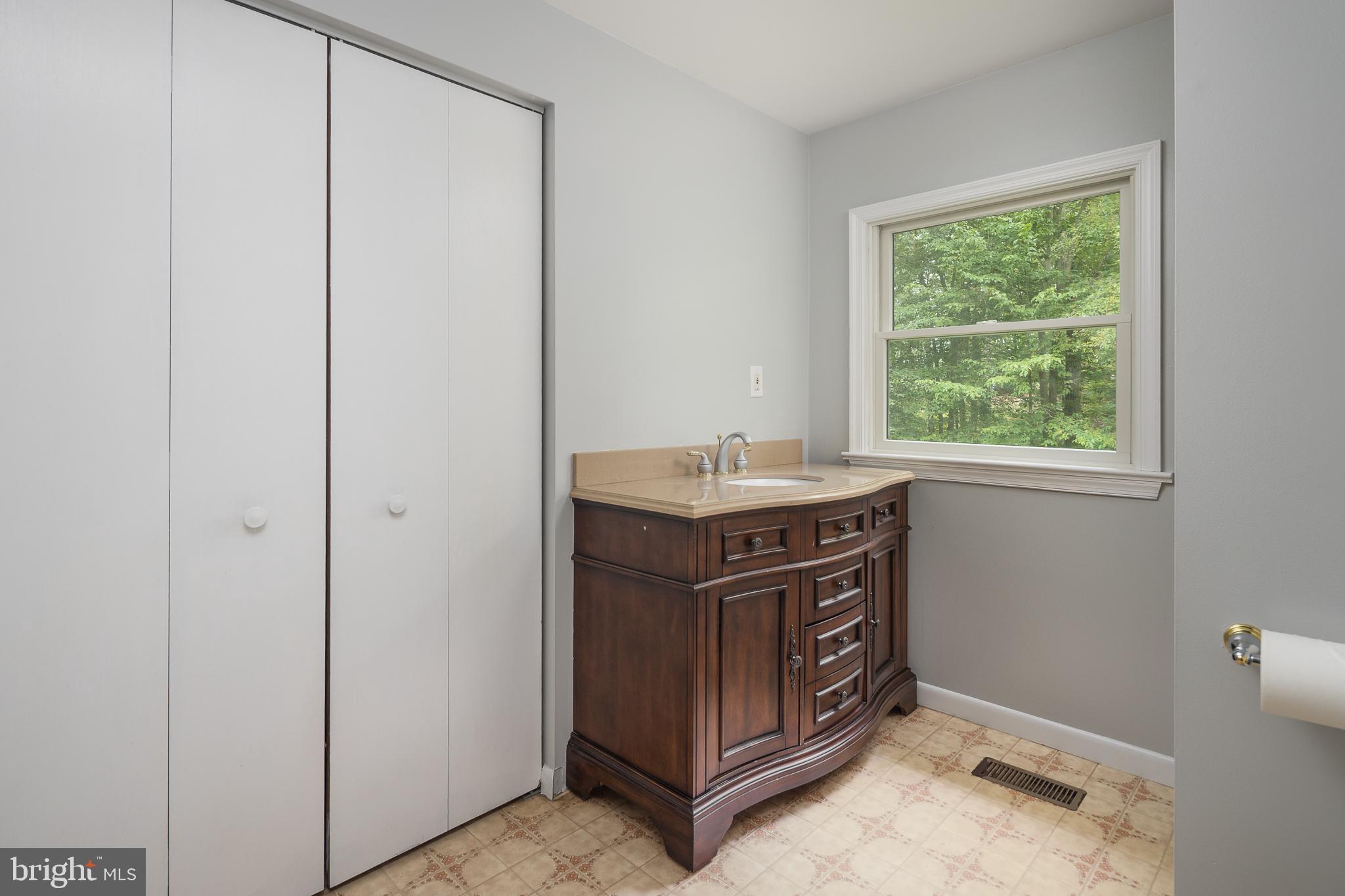 12050 Lester Road Manassas, VA 20112 - Photo 26 of 60 Gallery Image 26