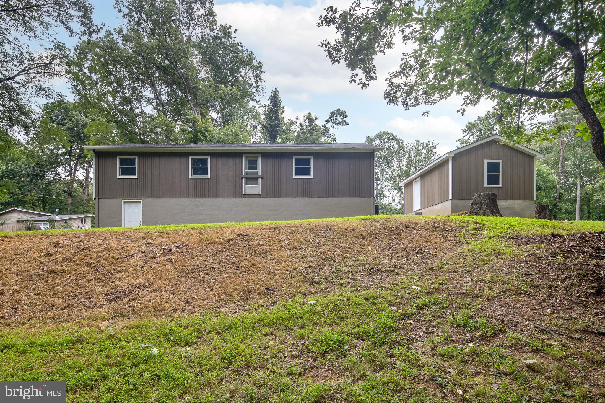12050 Lester Road Manassas, VA 20112 - Photo 7 of 60 Gallery Image 7
