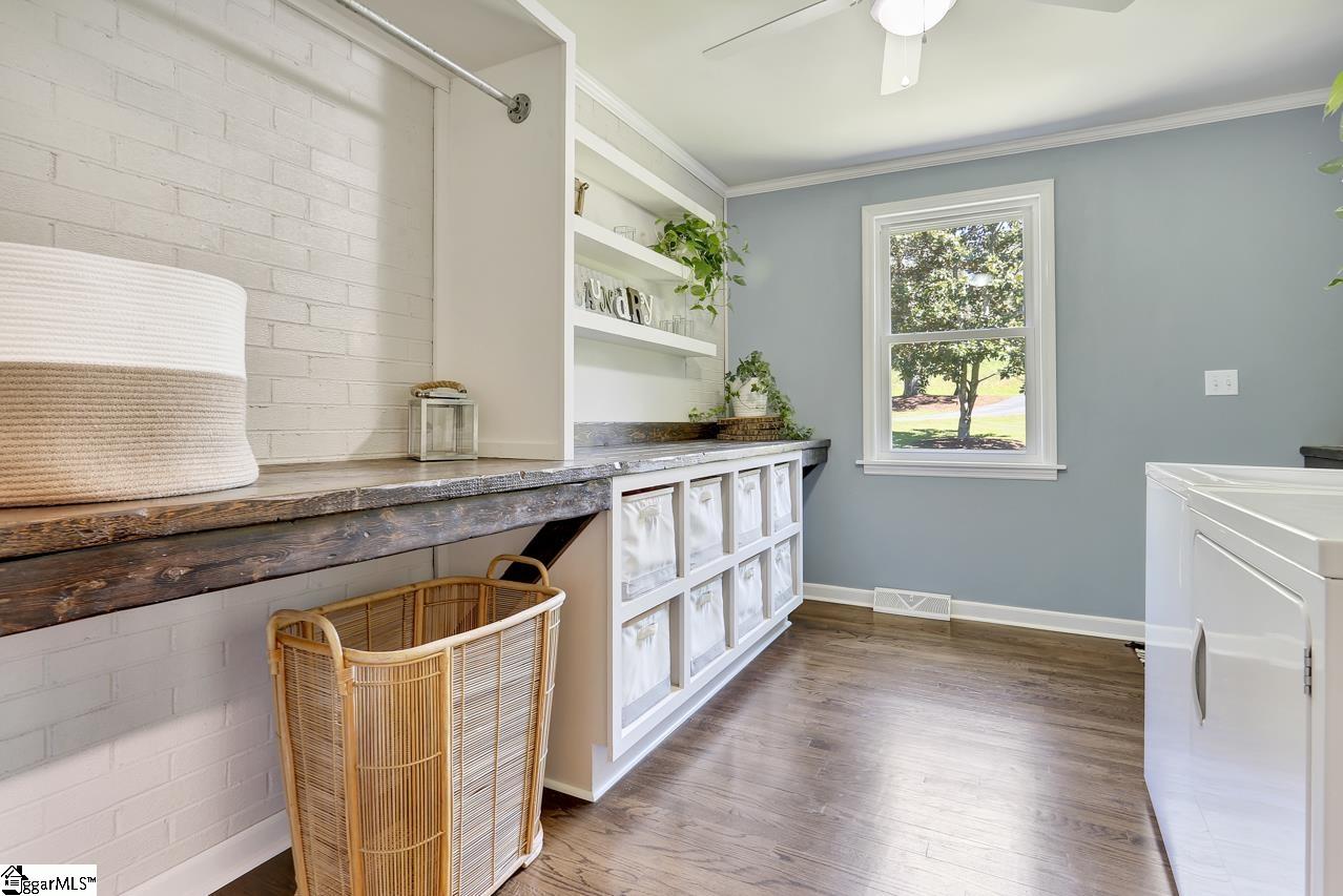6725 Mountain View Road Taylors, SC 29687 - Photo 15 of 34