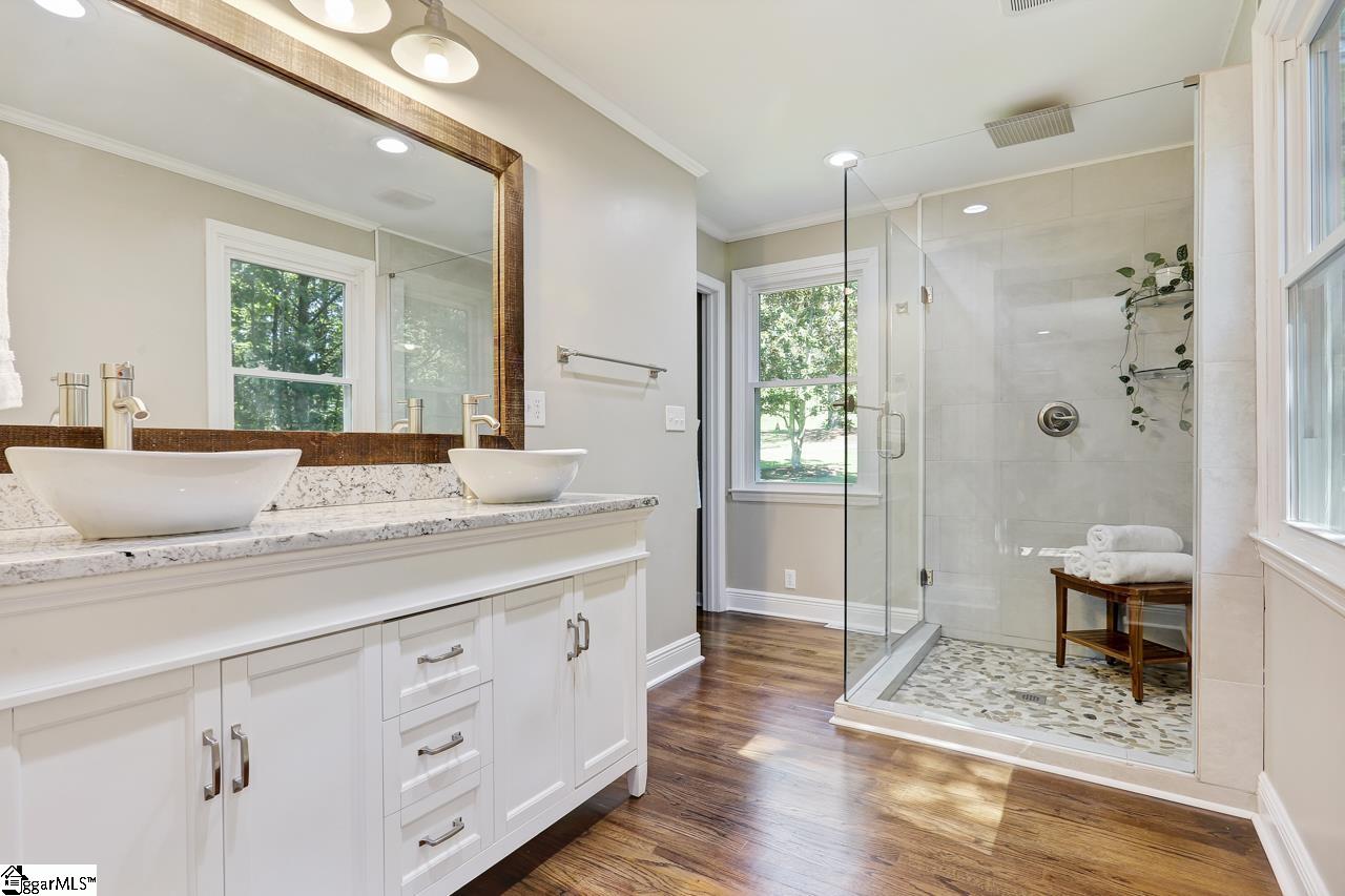 6725 Mountain View Road Taylors, SC 29687 - Photo 20 of 34