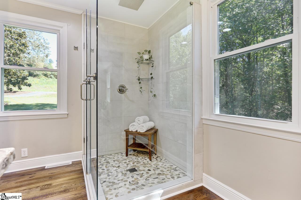 6725 Mountain View Road Taylors, SC 29687 - Photo 21 of 34