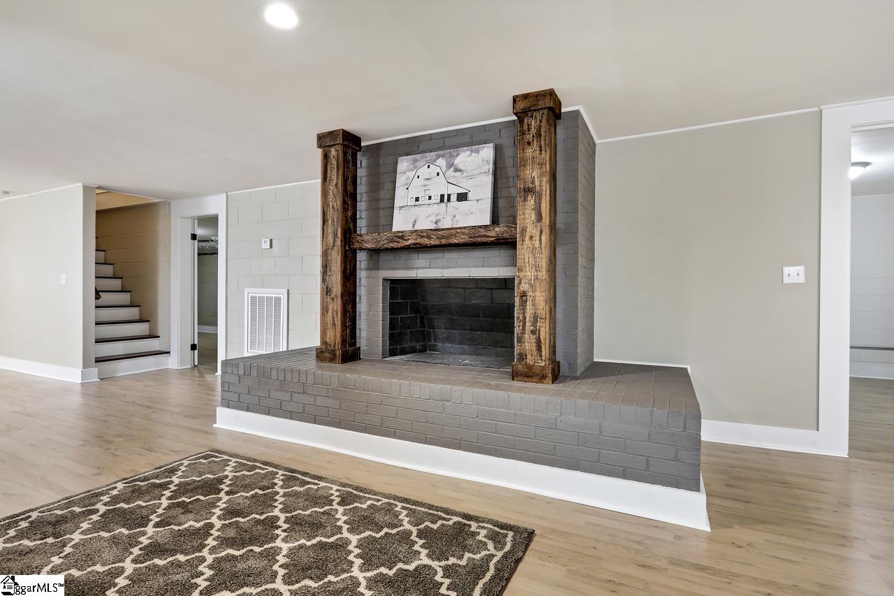 6725 Mountain View Road Taylors, SC 29687 - Photo 29 of 34