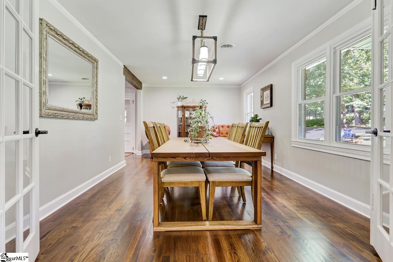 6725 Mountain View Road Taylors, SC 29687 - Photo 6 of 34
