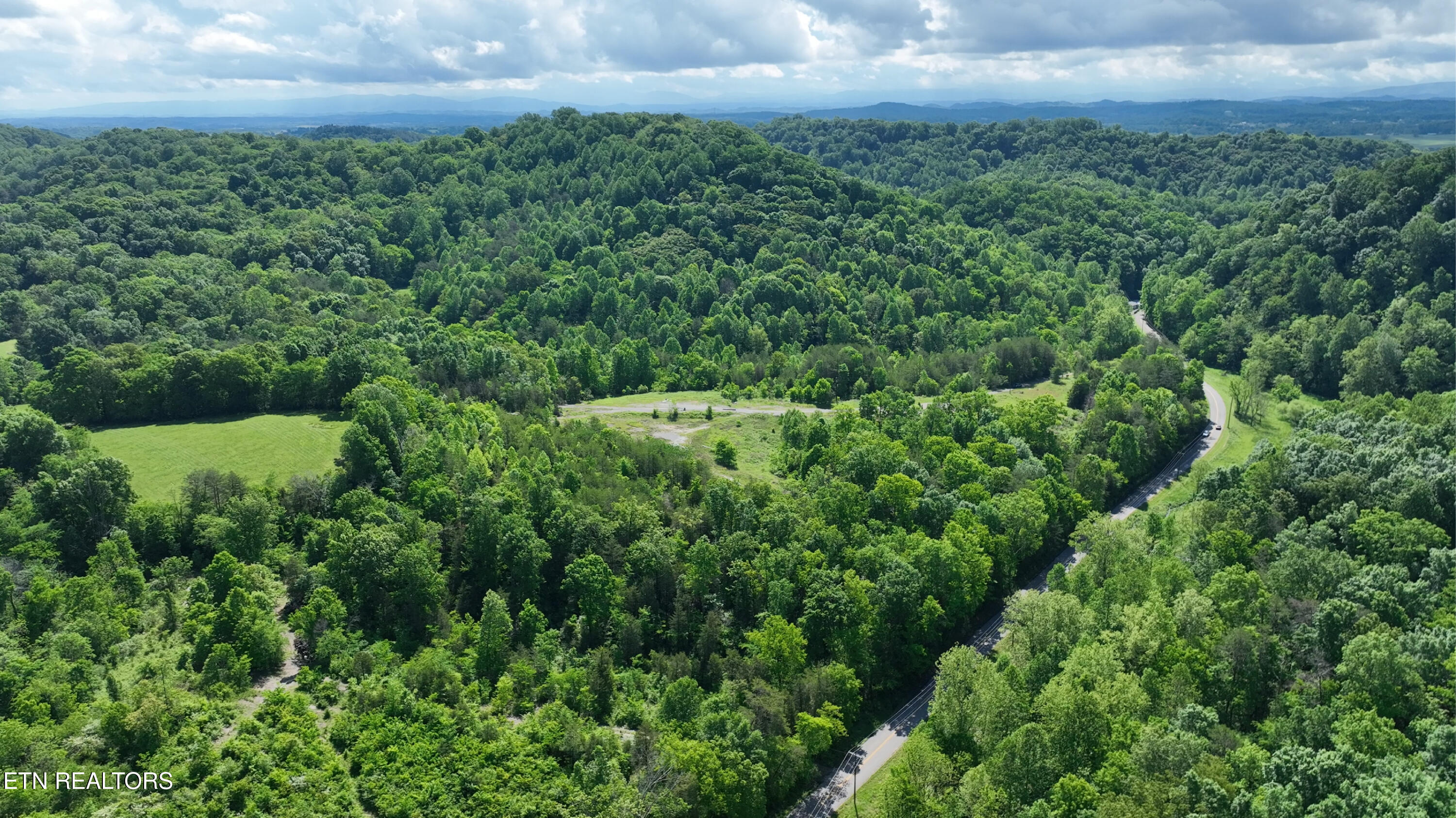 235 Acorn Gap Road Sweetwater, TN 37874 - Photo 4 of 11 fourth-01-01